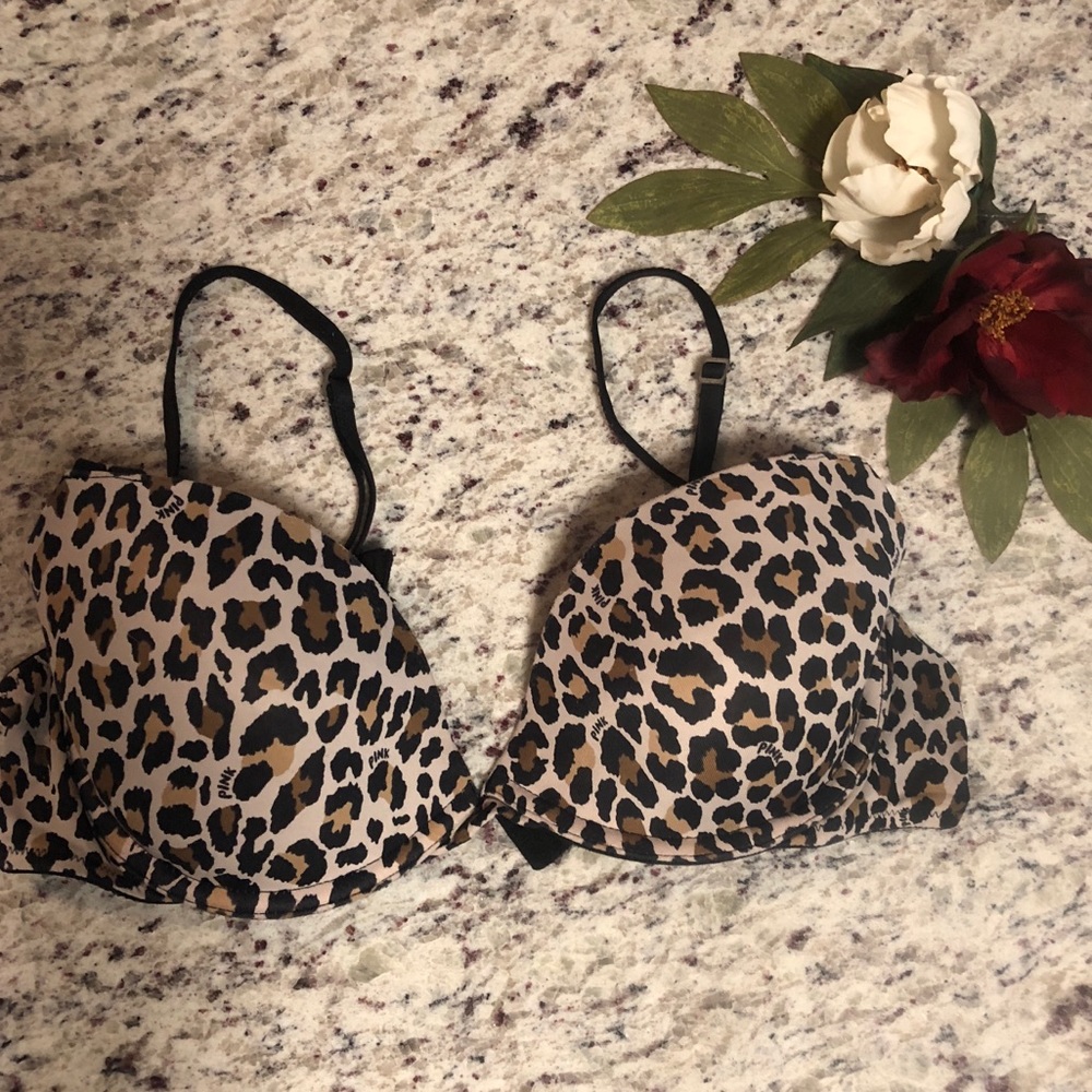 VS Total Sweetheart Bra